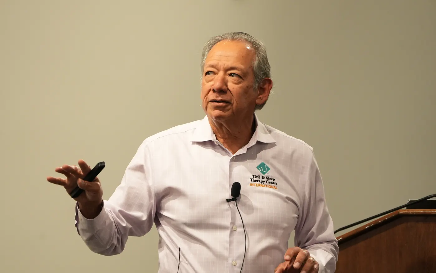 Dr. Steven Olmos teaching an Olmos System course
