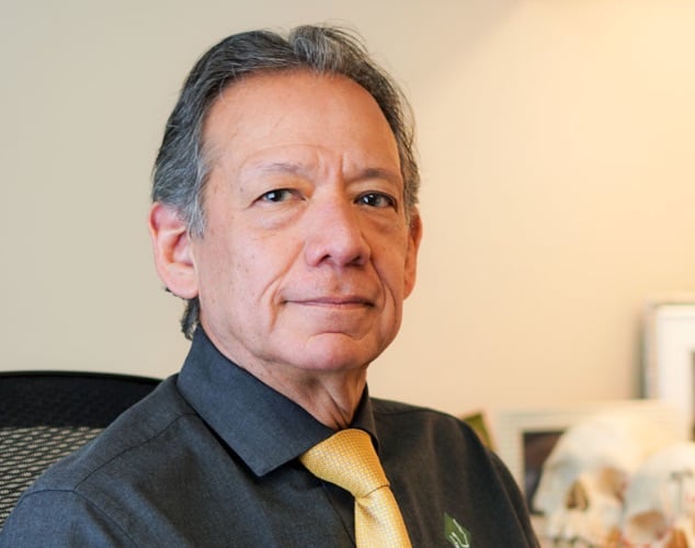 Dr. Steven Olmos Dr. Steven Olmos